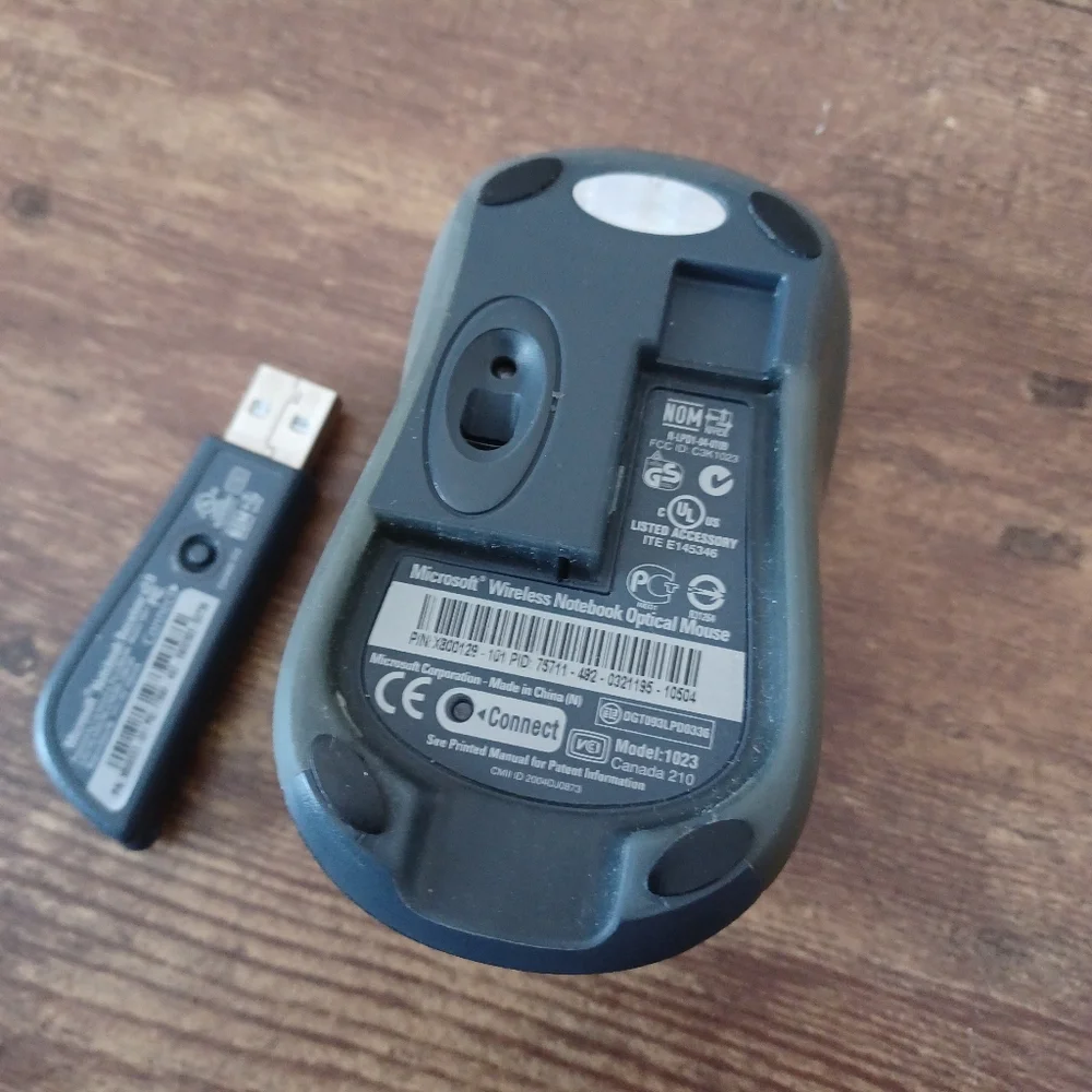 Microsoft wireless notebook optical notebook mouse